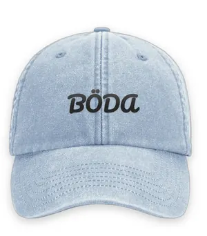 Broderad keps med texten BÖDA, Vintage dad cap i ljusblå