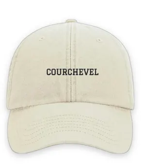 Broderad keps med texten COURCHEVEL, Vintage dad cap i sand