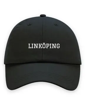 Broderad keps med texten LINKÖPING, Dad cap i svart