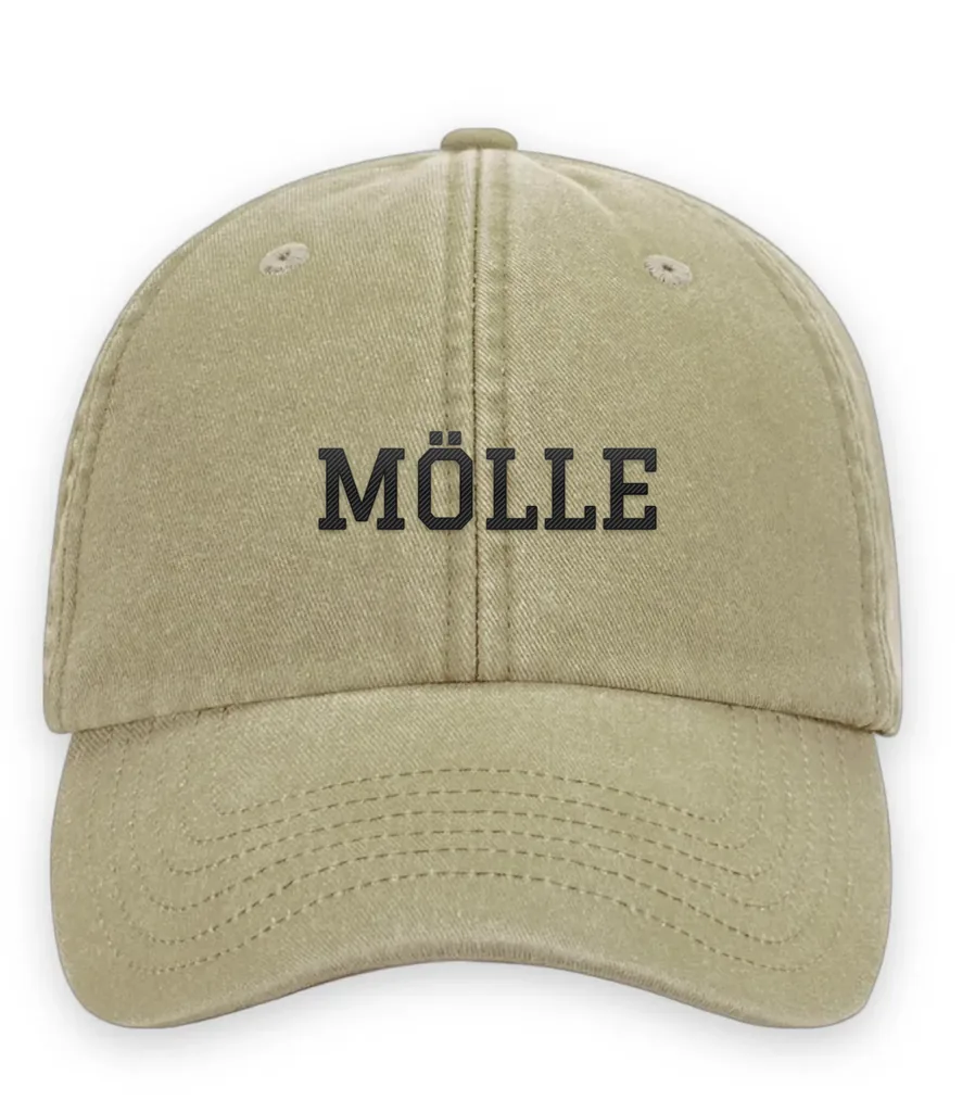 Broderad keps med texten MÖLLE, Vintage dad cap i sten