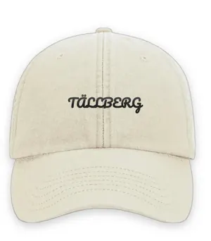 Broderad keps med texten TÄLLBERG, Vintage dad cap i sand