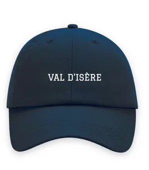 Broderad keps med texten VAL D'ISÈRE, Dad cap i marinblå